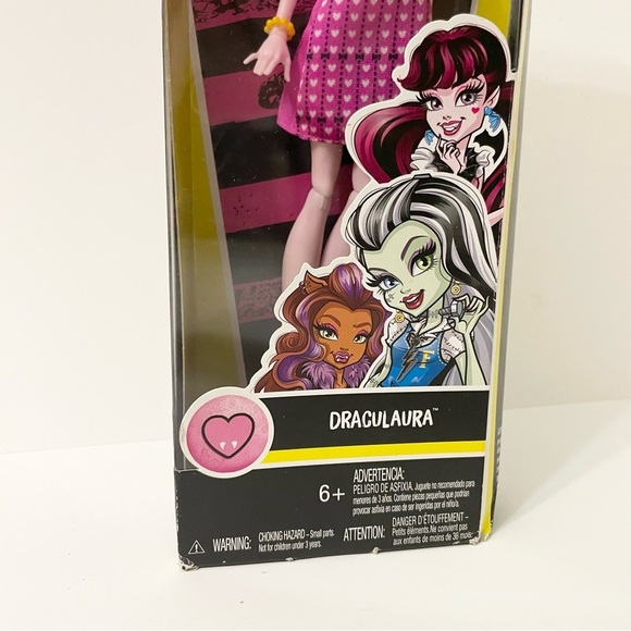 Monster High Draculaura Doll Damaged Box - Picture 4 of 16